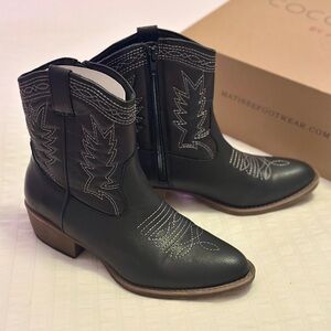 Coconuts by Matisse Pistol Cowboy Booties